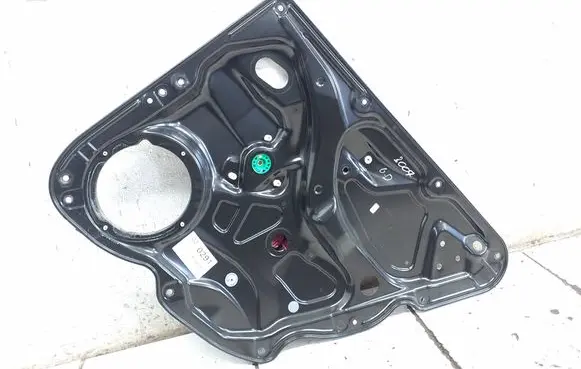 Volkswagen PASSAT B7 Rear window lifting mechanism without motor 3AA839756