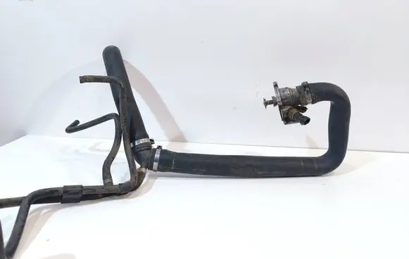 Iveco Daily 4th gen Engine coolant pipe/hose 504044686