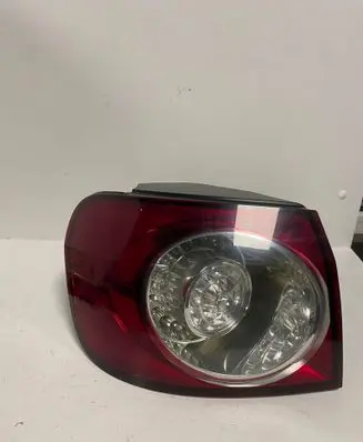 Volkswagen Golf Plus Rear/tail lights 5M0945095M
