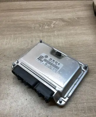 Volkswagen Caddy Engine control unit/module ECU 036906032AQ 0261208756