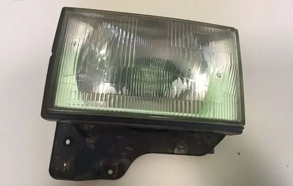 Opel Monterey Headlight/headlamp