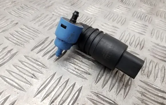 Audi A6 S6 C6 4F Windshield washer spray nozzle 1009550010