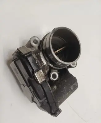 Opel Insignia A Throttle valve 55570009DB