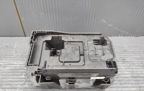 KIA Sportage Battery tray 37150N7000