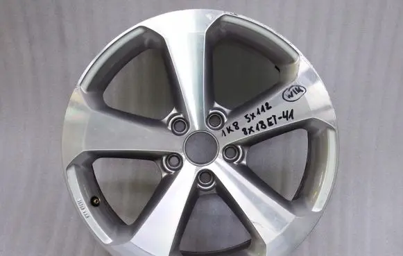 Volkswagen Scirocco R18 alloy rim 