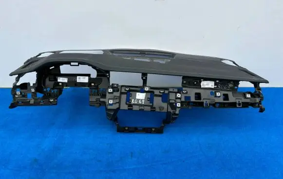 Audi Q8 Dashboard 4M8857033