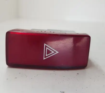 Honda CR-V Hazard light switch