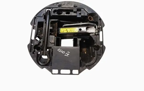 Renault Clio III Lift Jack 8200696876