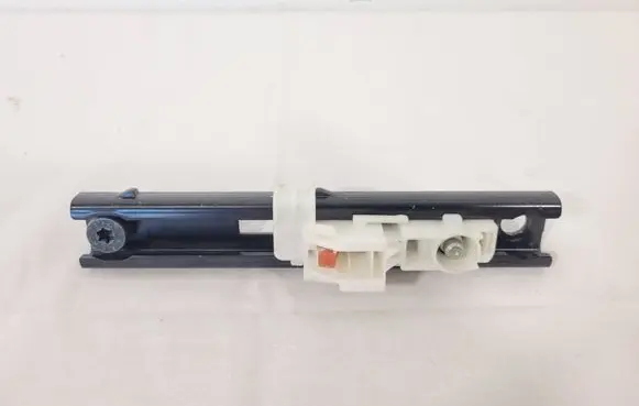 Renault Captur Seat belt adjustment rail 878248632R 8081361