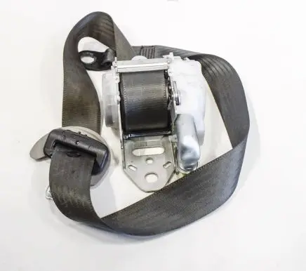 Toyota Prius (XW30) Front seatbelt 7S2070P 041755