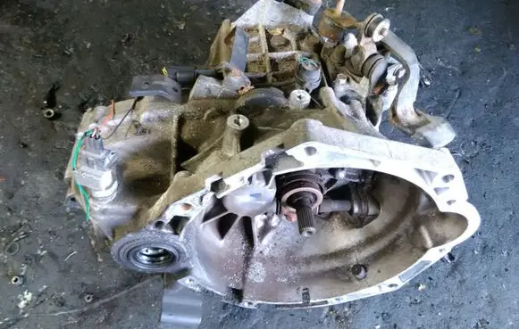 Hyundai i10 Manual 5 speed gearbox SCL