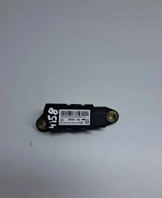 Mercedes-Benz E W211 Airbag deployment crash/impact sensor 0018209126 103161002