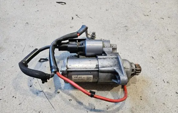 Seat Leon (5F) Starter motor 0AM911022C