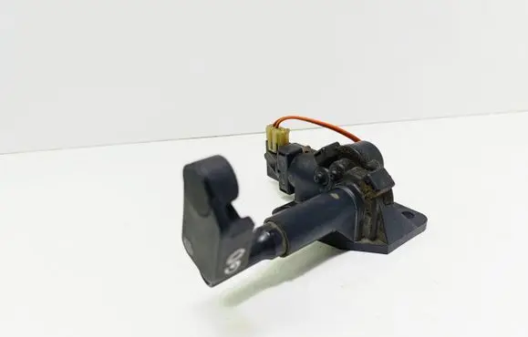 Chrysler Grand Voyager IV Vent window/glass motor 014608
