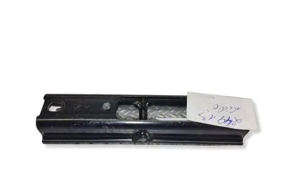 Volkswagen Caddy Rear seat guide rail 2K0883873