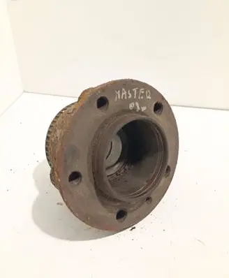 Renault Master II Rear wheel hub