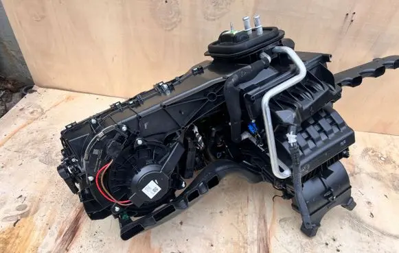 Volvo XC40 Interior heater climate box assembly 