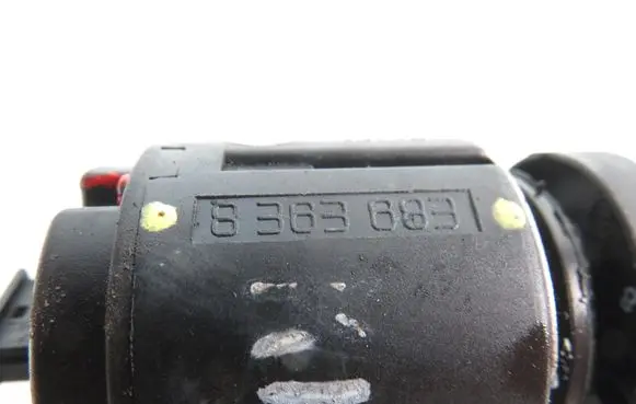 BMW 5 E39 Light switch 8363683