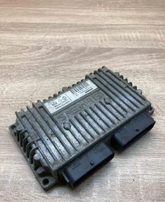 Renault Scenic I Engine control unit/module ECU HOM7700102904 7700110708