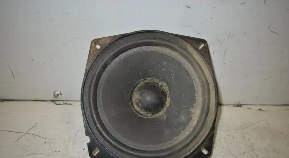 Audi A4 S4 B6 8E 8H Subwoofer speaker