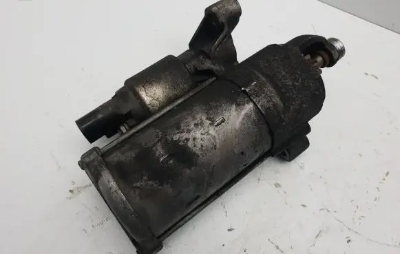Audi A6 S6 C7 4G Starter motor 04L911021 08042014 0001174404