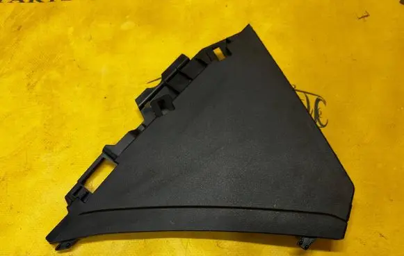 Land Rover Discovery 5 Dashboard glove box trim HY323962D