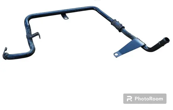 Engine coolant pipe/hose