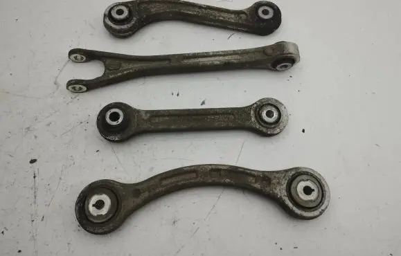 Rear upper control arm/wishbone