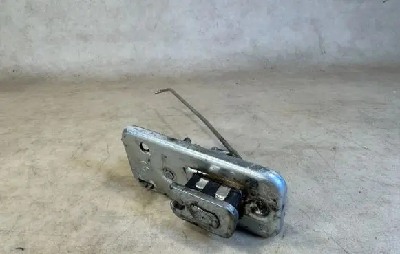 Mercedes-Benz G W461 W463 1st Gen Rear door lock A4637400635
