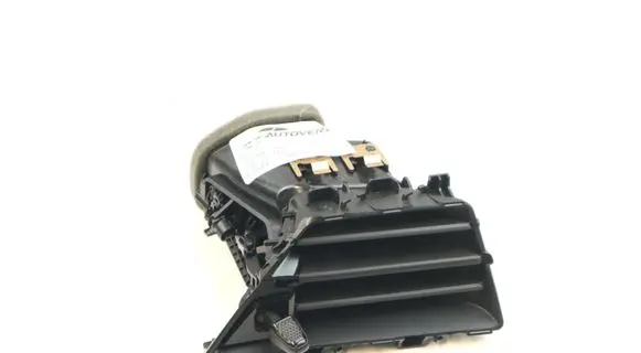 BMW M4 G82 G83 Dashboard side air vent grill/cover trim 5A8E289 17852912 720240219
