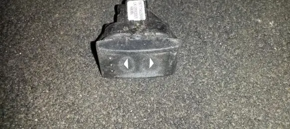 Ford Mondeo Mk III Electric window control switch 1s7t14529ab lk03163201