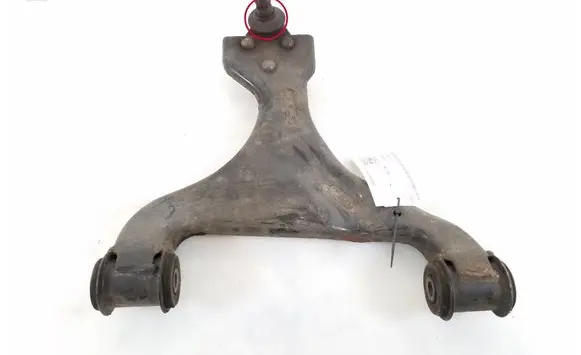 Mercedes-Benz Vito Viano W639 Front lower control arm/wishbone A6393300810