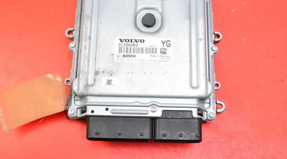Volvo V60 Engine control unit/module ECU 31336983