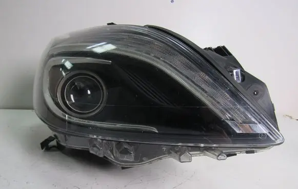 Mercedes-Benz GLA W156 Headlight/headlamp A1569061800