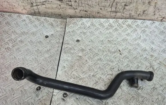 Mitsubishi Outlander Engine coolant pipe/hose