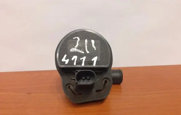 Mercedes-Benz E W211 Water pump 3130591163 A2118350028