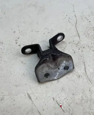 Hyundai Santa Fe Rear door upper hinge 