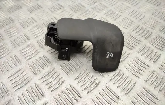Engine bonnet (hood) release handle