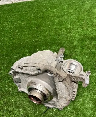 Gearbox transfer box case