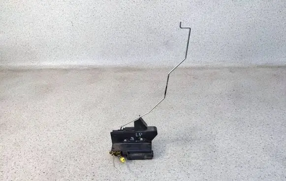 Dacia Duster II Front door lock