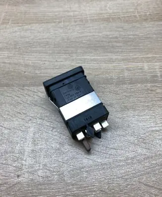 Volkswagen Golf IV Seat heating switch 1J0963564B