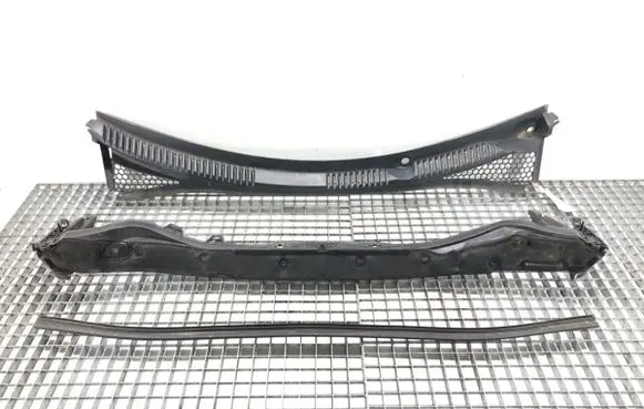 Wiper trim
