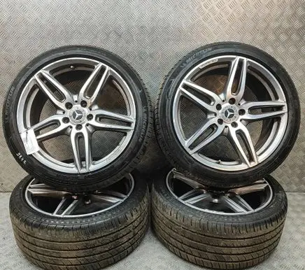 Mercedes-Benz E W238 R19 alloy rim A2134012100 A2134012000