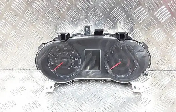 Mitsubishi Lancer VIII Speedometer (instrument cluster) 769166220H 8100B126A