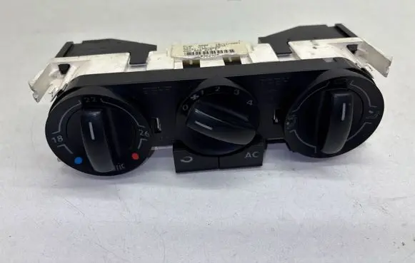 Volkswagen Polo Climate control unit 6Q0820045E