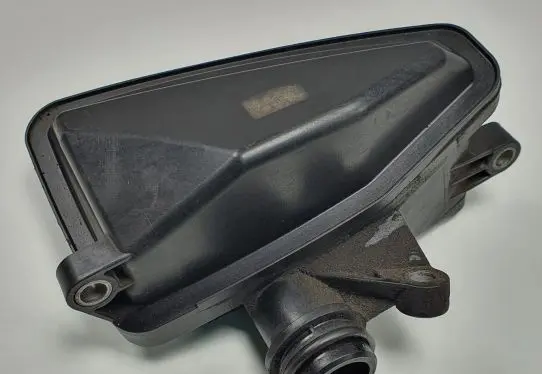 Mercedes-Benz CLK A209 C209 Vacuum air tank A6421400087