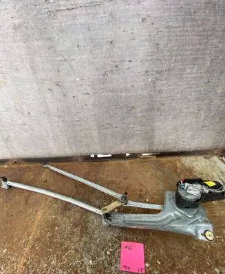 Renault Megane I Front wiper linkage and motor 53548402