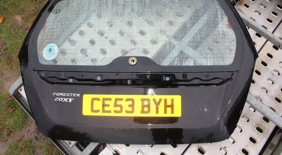 Subaru Forester SG Tailgate/trunk/boot lid