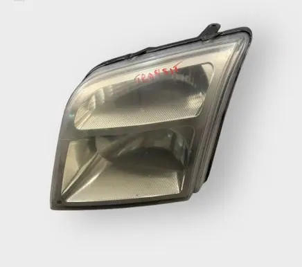 Ford Connect Headlight/headlamp 2T1413005 39140748