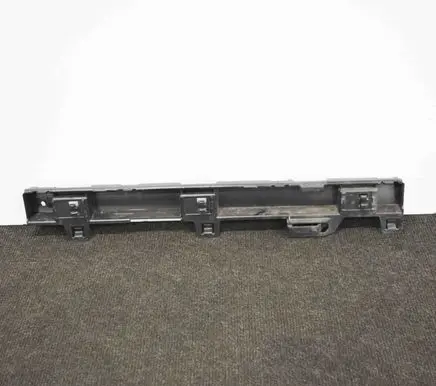 Sill/side skirt trim